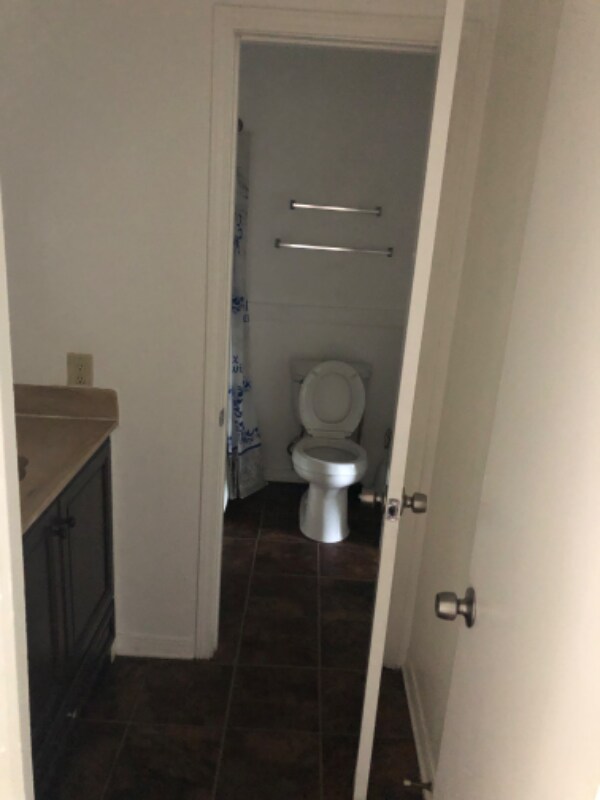 704 Colony Dr Unit D, LaPlace, LA 70068 Room for Rent in LaPlace, LA