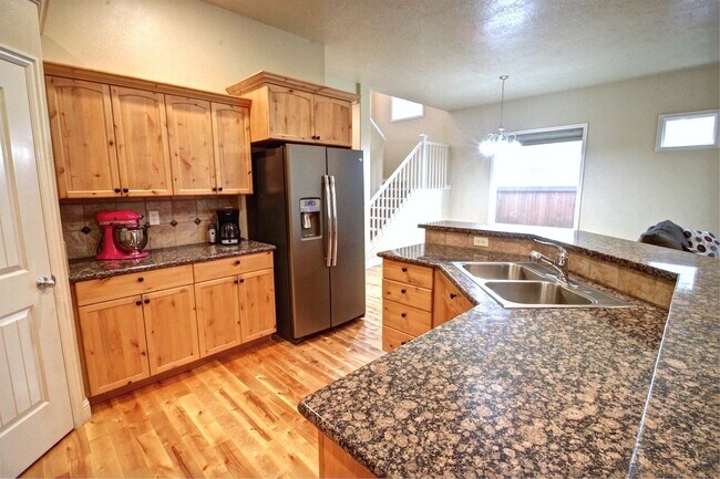 Building Photo - Gorgeous 4-Bedroom Meridian Home