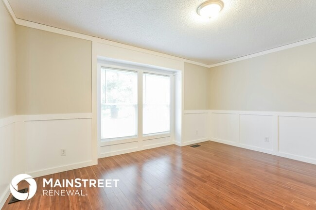 Building Photo - 1811 Patricia Dr