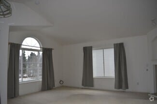 Building Photo - 2924 Red Currant Cir