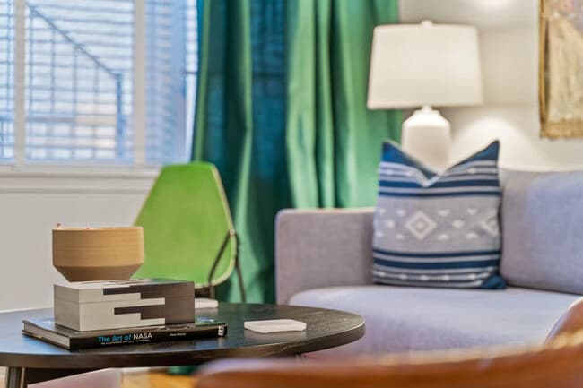 Foto del edificio - 3839 N Southport Ave