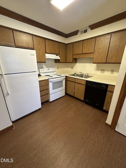 Building Photo - 3533 Ivy Commons Dr