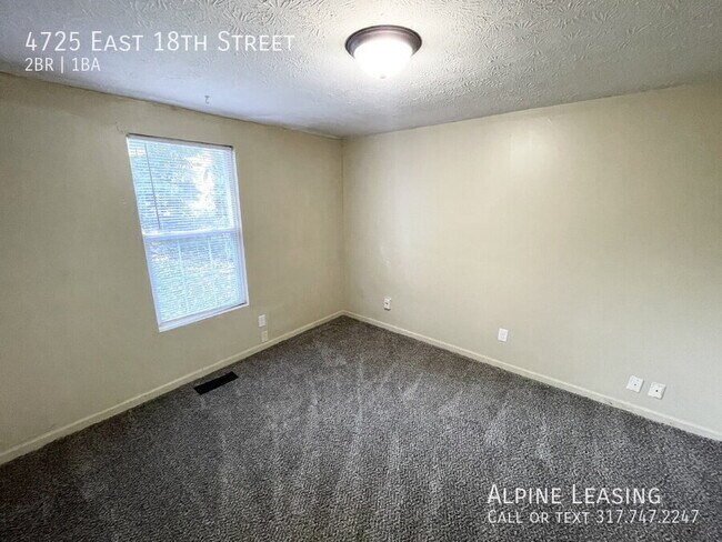 Foto del edificio - 4725 E 18th St