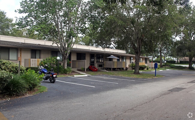 Building Photo - Miguel Place