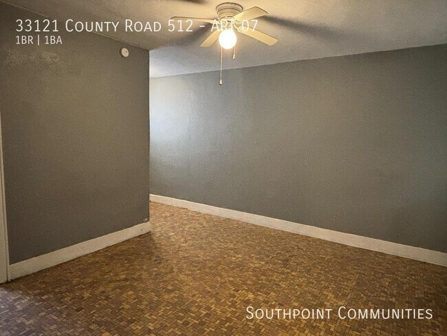Foto del edificio - 33121 Co Rd 512