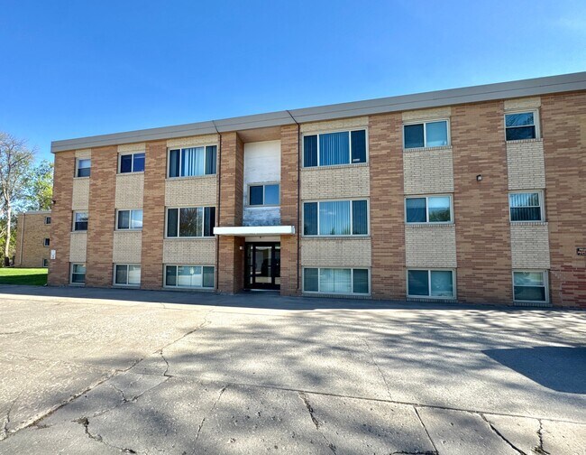 Foto del edificio - 908 8th St S