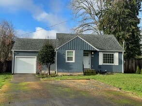 Building Photo - 340 Goodyear St