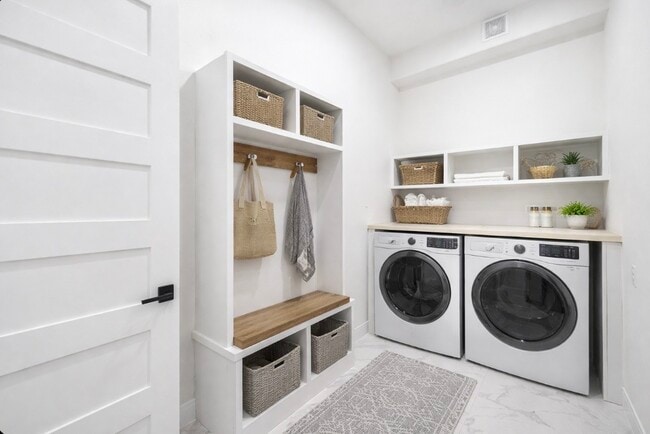 Building Photo - 75 Wick Willow Rd