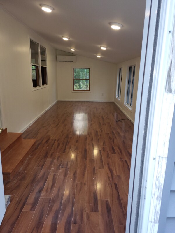 Foto del edificio - 12 Breton Ln