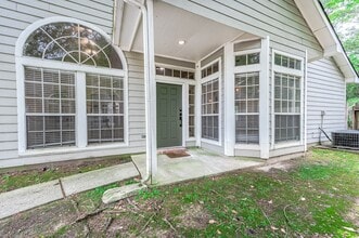 Building Photo - 83 S Spiral Vine Cir