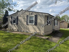 Building Photo - 514 E Dahlgren St