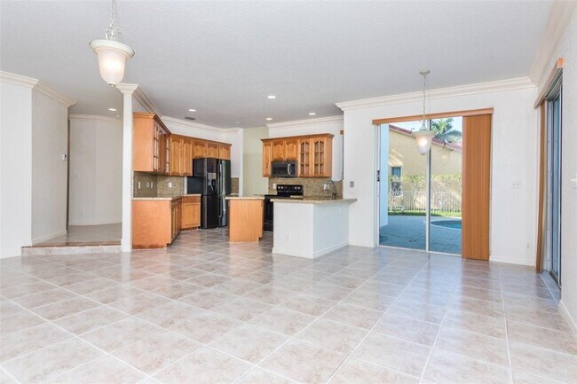 Foto del edificio - 18115 NW 15th Ct