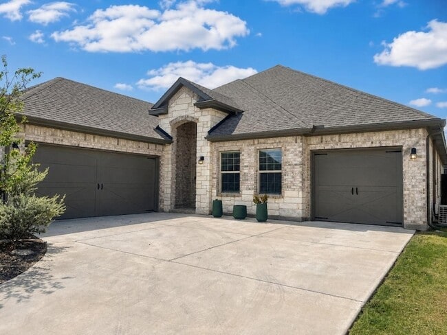 Photo - 1017 Greencove Drive House