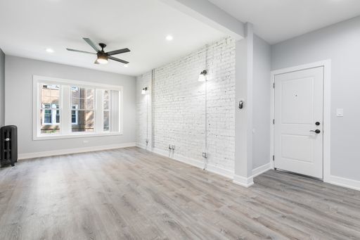 Building Photo - 6950 N Wolcott Ave