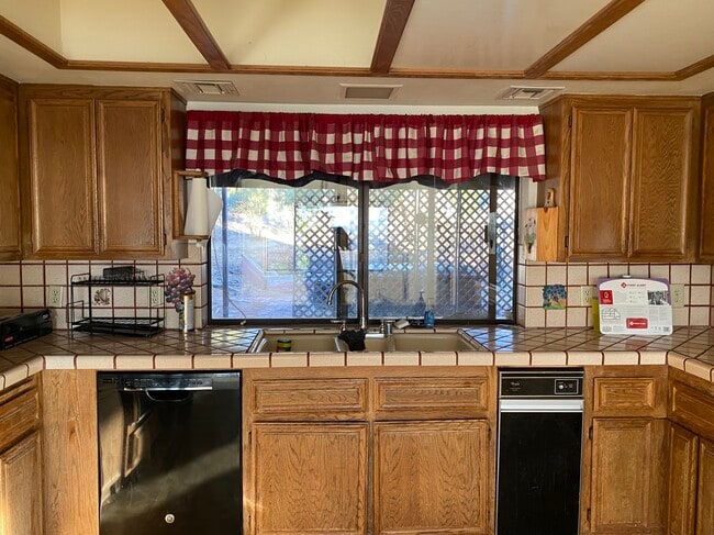 Building Photo - 22065 Ocotillo Way