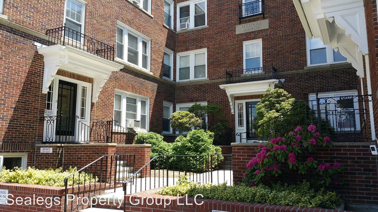 Primary Photo - 107 Medway St