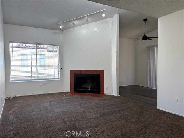 Building Photo - 9405 Mesa Verde Dr