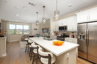 Building Photo - 1810 Ascella Dr