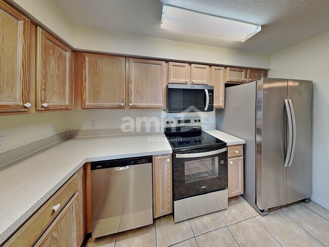 Foto del edificio - 1621 Christa Ct