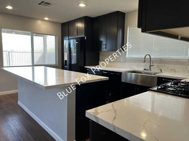 Foto del edificio - 10066 N Blue Crossing Way