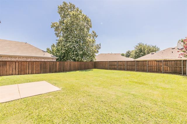 Building Photo - 2668 Redcedar Dr