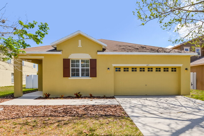 Building Photo - 425 Chimney Rock Dr