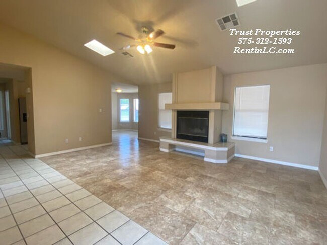 Foto del edificio - Great 3/2 SFH in Desert Hills School District