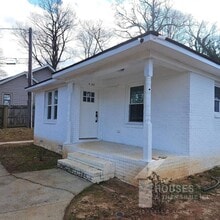 Building Photo - 511 Hampton Ave