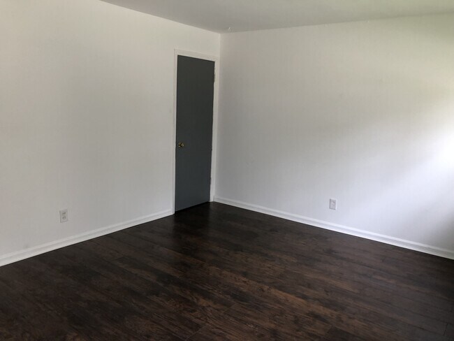Foto del edificio - 5603 Wilborn Dr