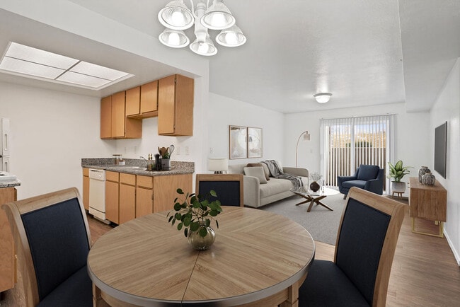 1 bd open living areas - Elk Run