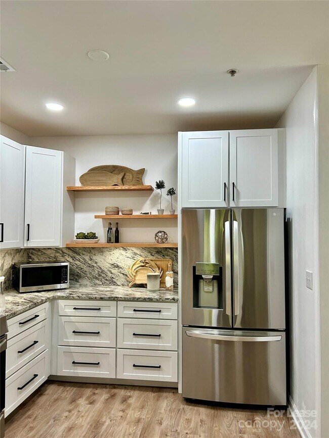 Foto del edificio - 18823 Cloverstone Cir