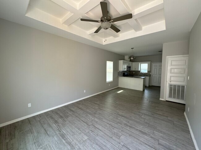 Living/Dinning/ kitchen - 5202 N Winona Dr