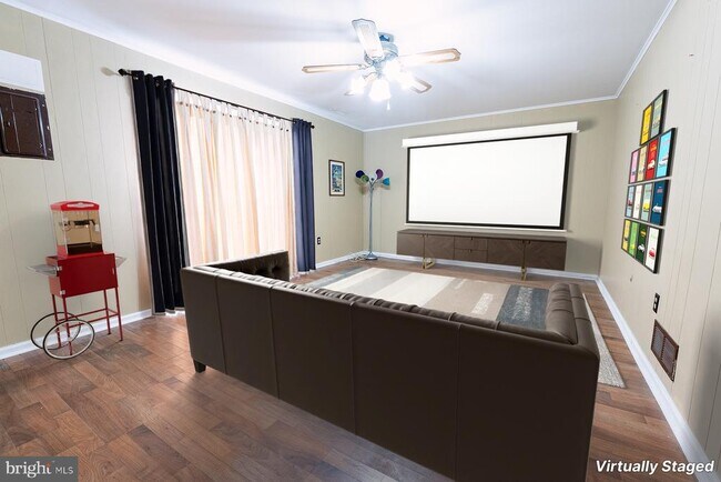 Foto del edificio - 38 Catbird Ct