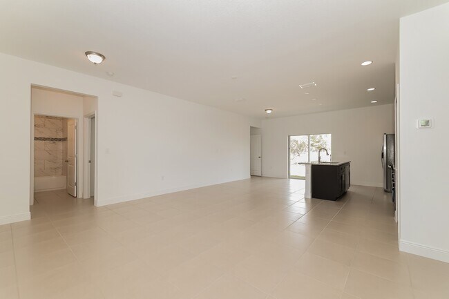 Foto del edificio - 416 Lark Ct