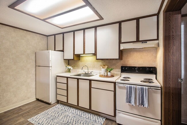 Building Photo - Arrowhead Apartments