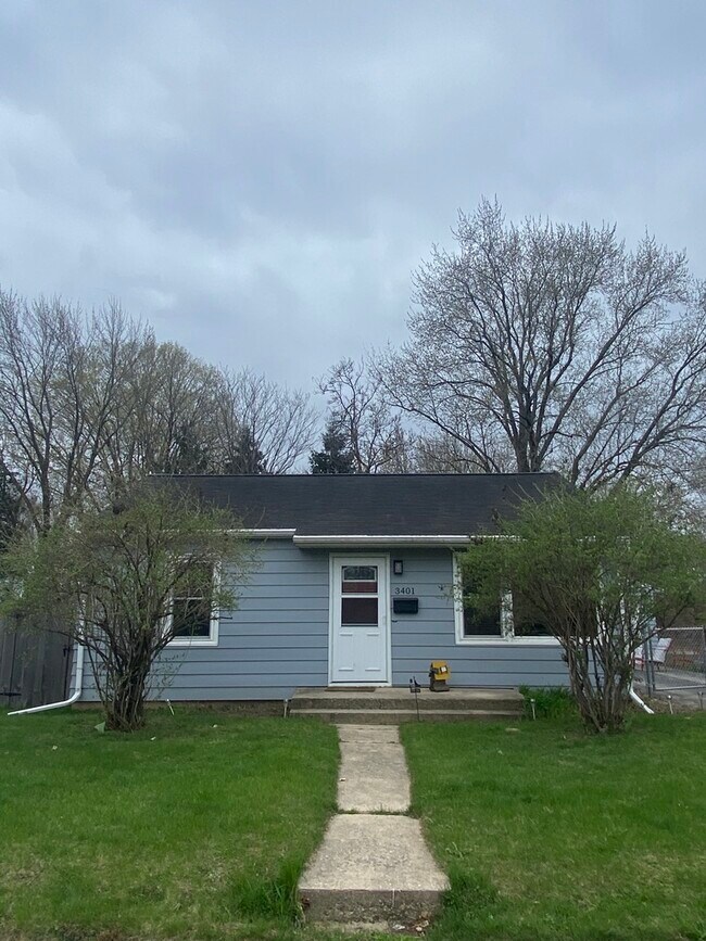 Building Photo - 3401 Richard St