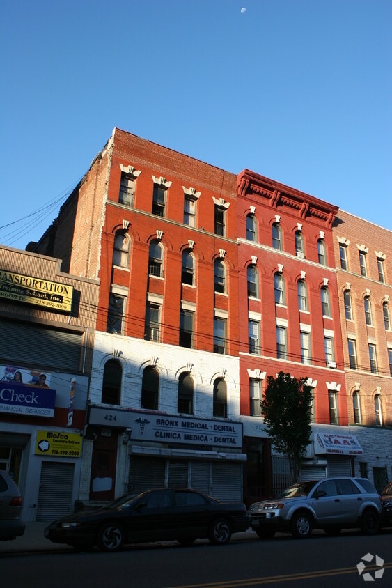 Primary Photo - 424 E 138th St