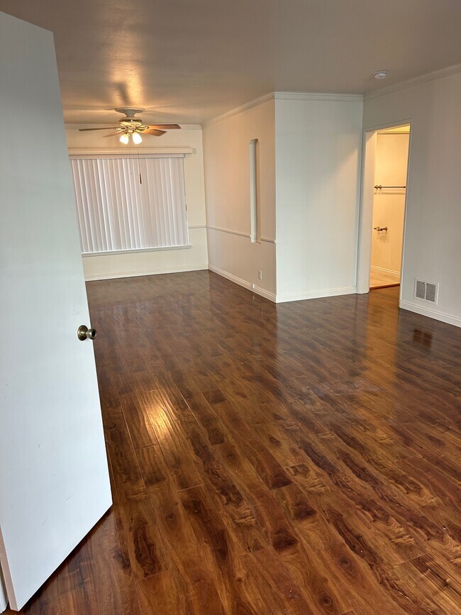 Main Room - 459 Landfair Ave