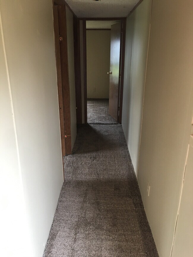 Foto del edificio - 301 True Temper Rd