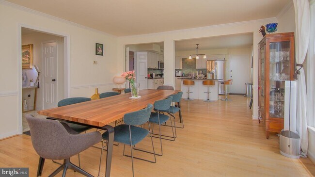Building Photo - 6306 Dunaway Ct