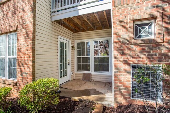 Building Photo - 502 Leahy Ct