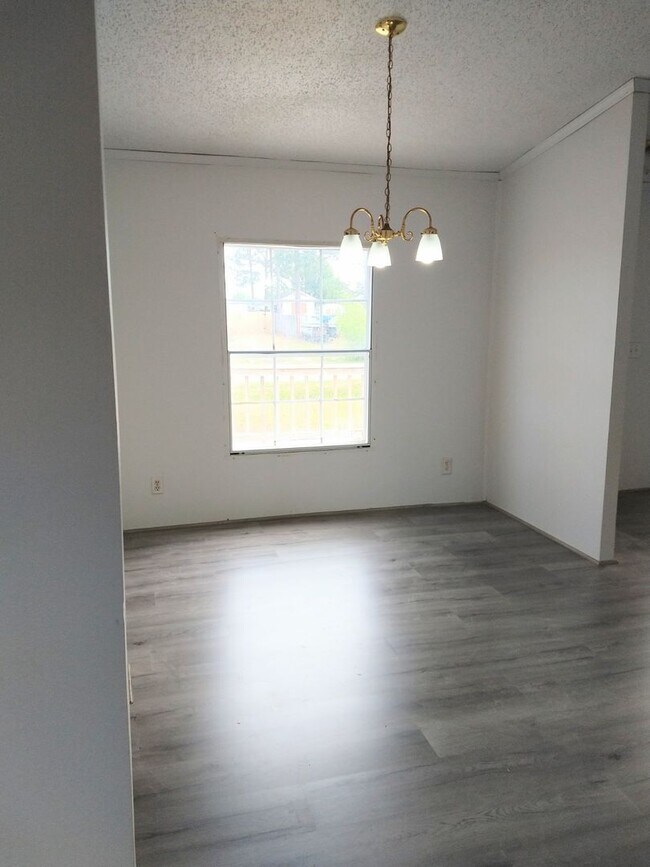 Foto del edificio - 239 Castlebury Ln