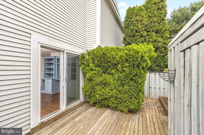 Foto del edificio - 33 Hillcroft Way