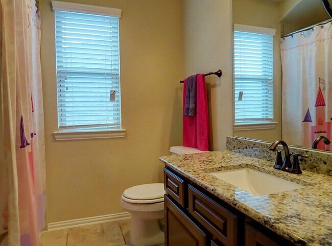 Foto del edificio - 28534 Hunters Shore Dr
