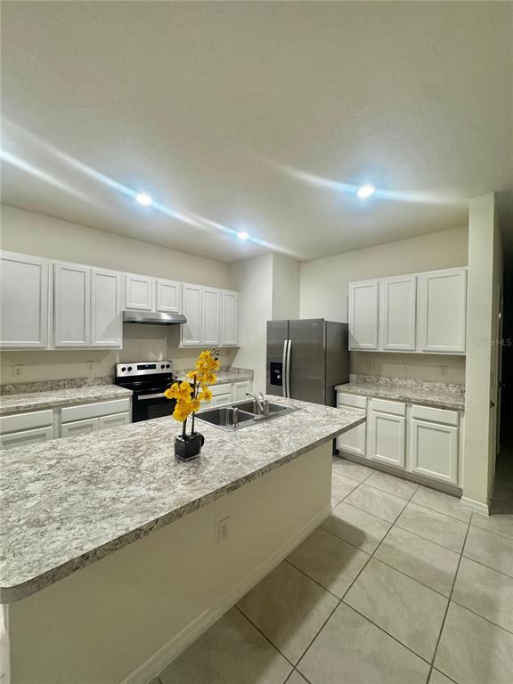 Building Photo - 1422 Yellow Finch Dr