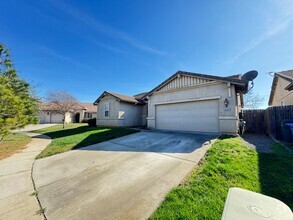 Building Photo - 5534 Waterhole Loop