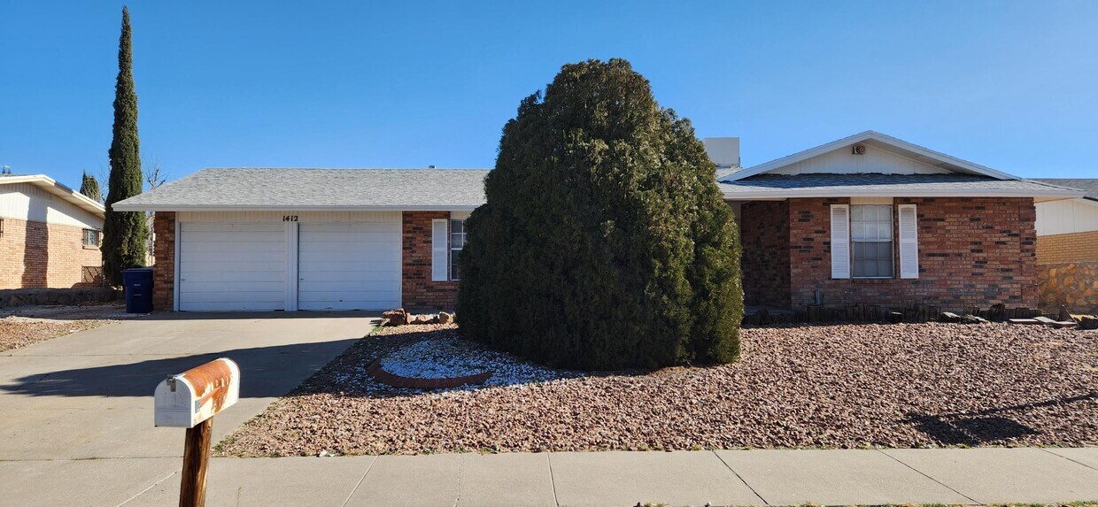 Primary Photo - 1412 Monte Negro Dr