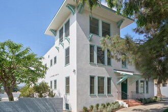 Building Photo - 2191 El Sereno Ave