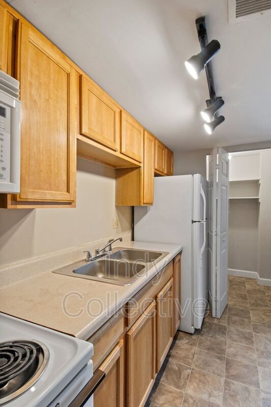 Building Photo - 3609 Balsam Ave