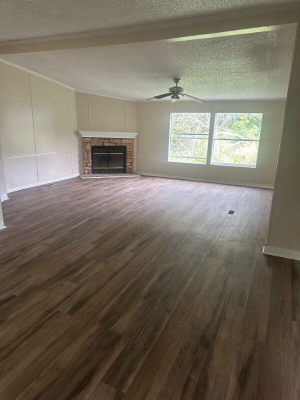 Foto del edificio - 175 Crescent Creek Ln
